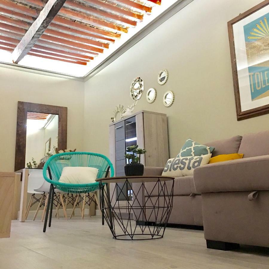 Apartamento San Pedro Toledo Exterior photo